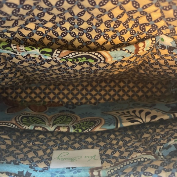 Sold on MP. Vera Bradley Bali blue purse, retired in 2009 - Picture 3 of 9